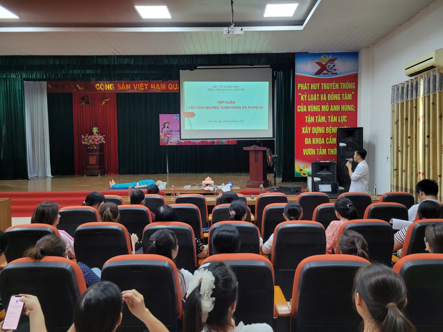 Nâng cao năng lực cấp cứu ban đầu cho Y tế cơ sở qua chương trình tập huấn tại Bệnh viện Đa khoa Cẩm Phả